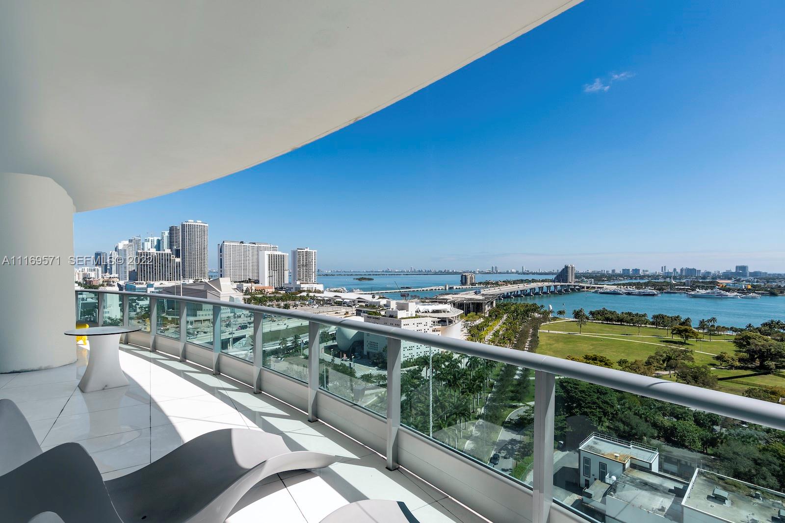900 Biscayne Boulevard 2006, Miami, FL 33132, Miami