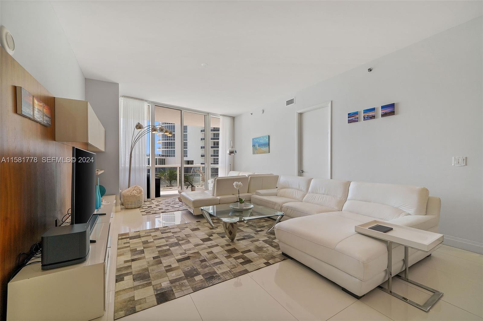 16001 Collins Avenue 507 — photo 11