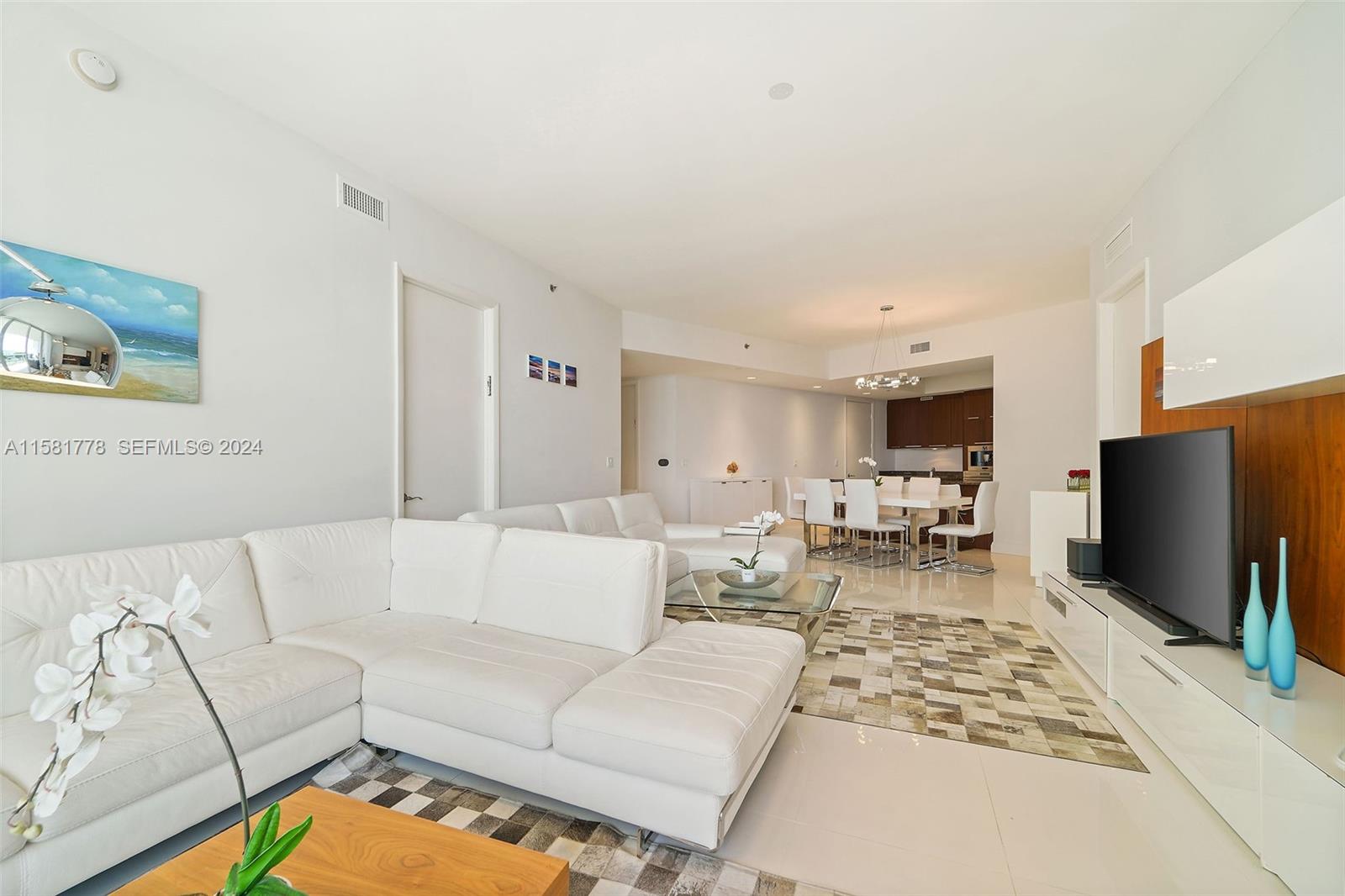 16001 Collins Avenue 507 — photo 12