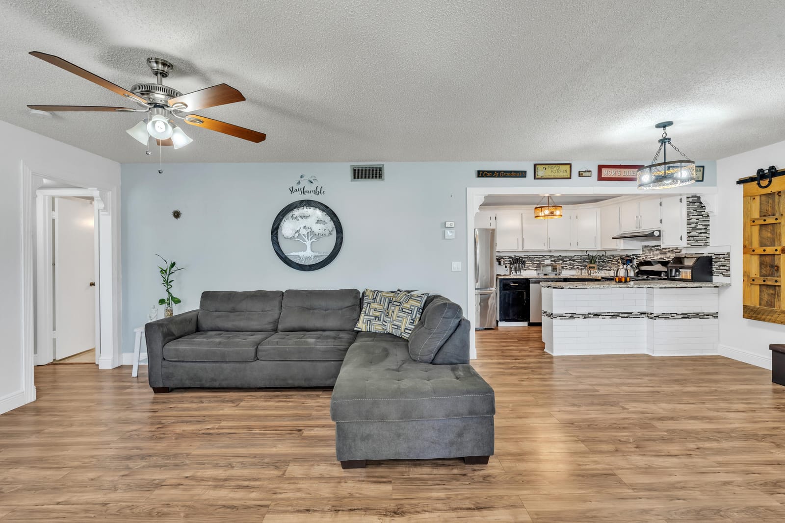 329 Knotty Pine Circle A-2, Greenacres, FL 33463 photo 5