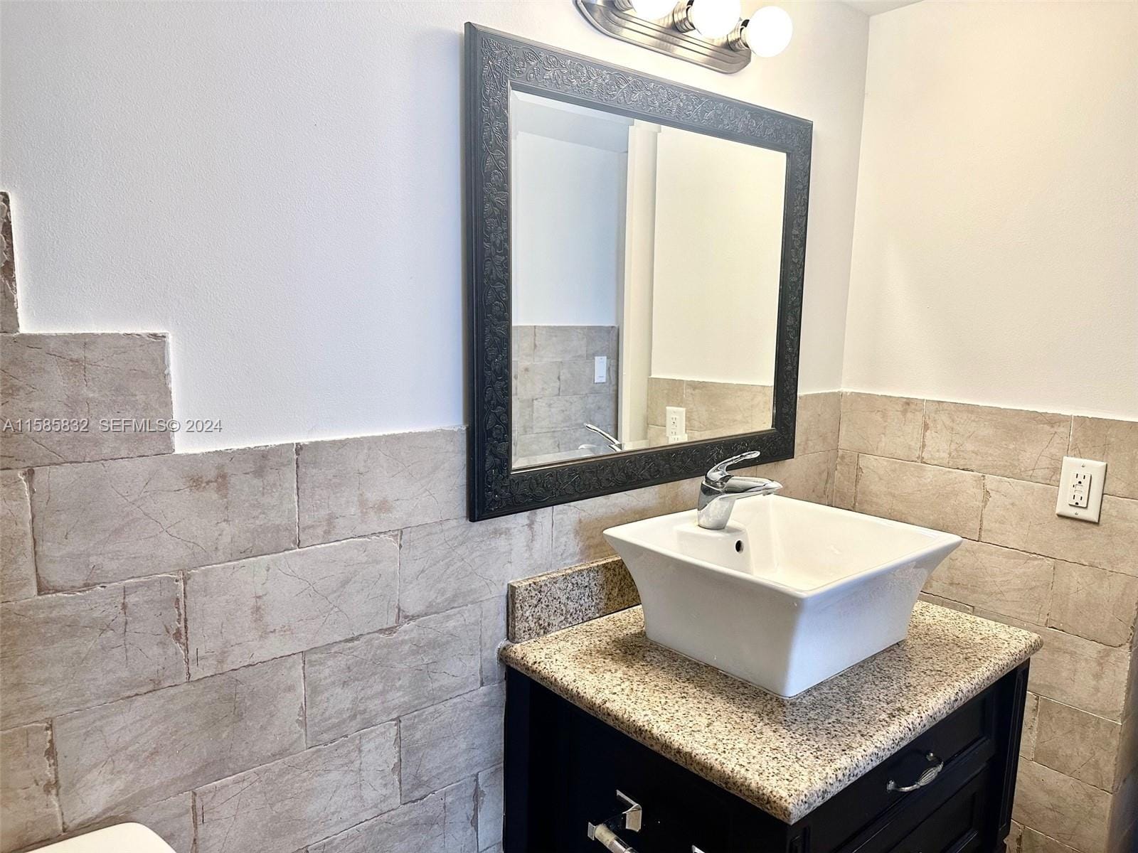 1301 NE Miami Gardens Drive 521 W — photo 4
