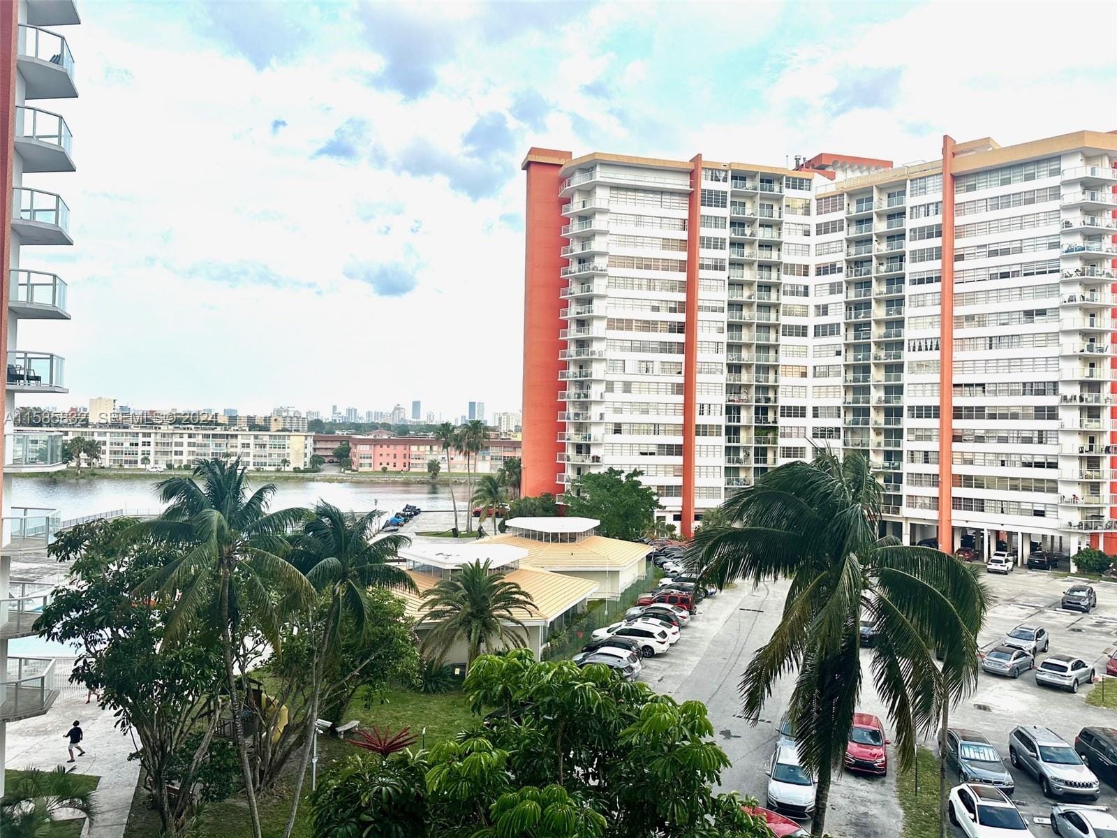 1301 NE Miami Gardens Drive 521 W — photo 7