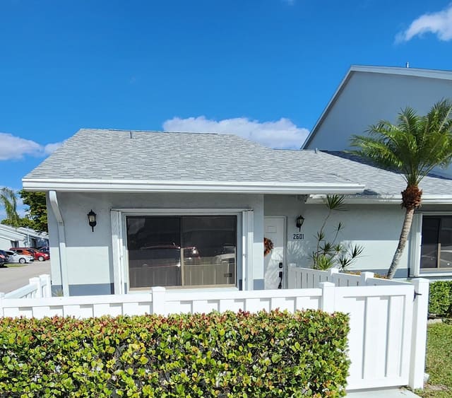2641 Gately Drive W 2601, West Palm Beach, FL 33415