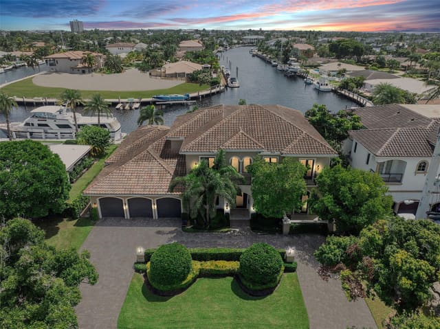 3210 NE 23rd Avenue, Lighthouse Point, FL 33064