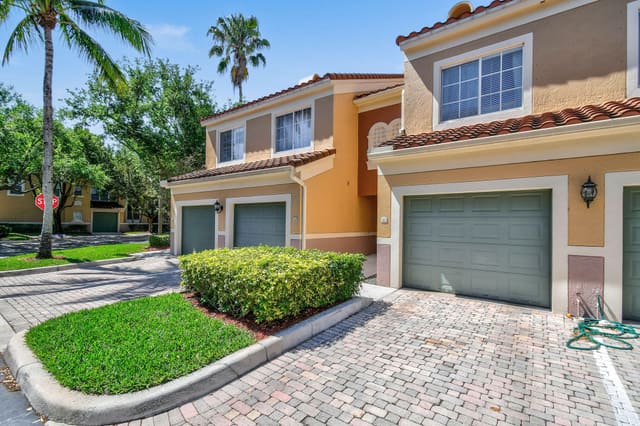 11785 Saint Andrews Place 103, Wellington, FL 33414