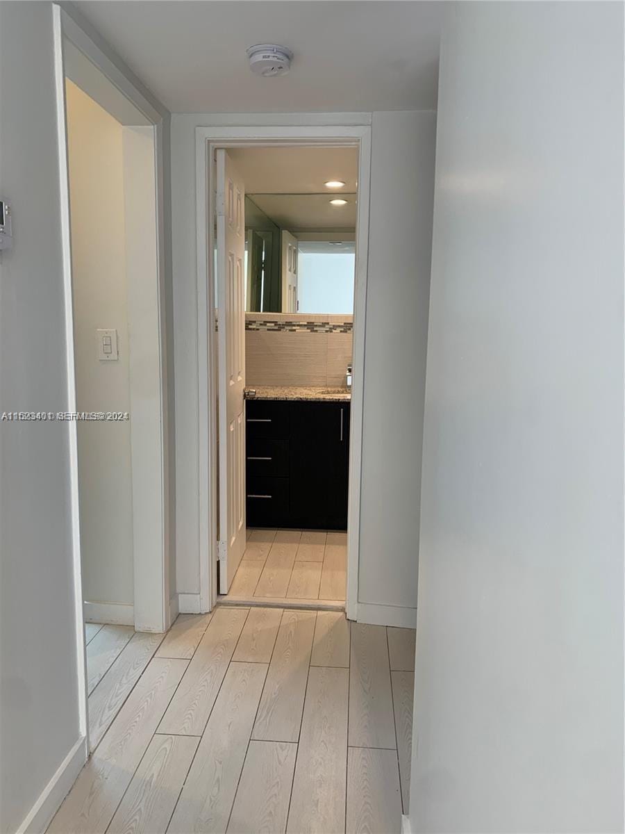947 Lenox Avenue 204, Miami Beach, FL 33139 photo 13