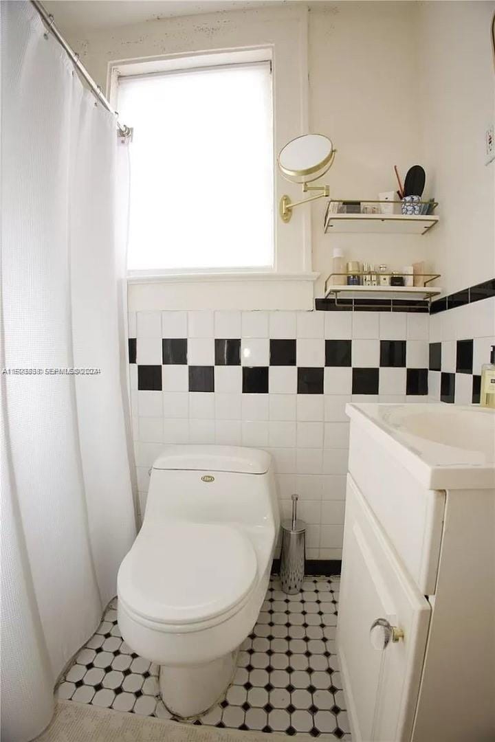 642 Michigan Avenue 8, Miami Beach, FL 33139 photo 5
