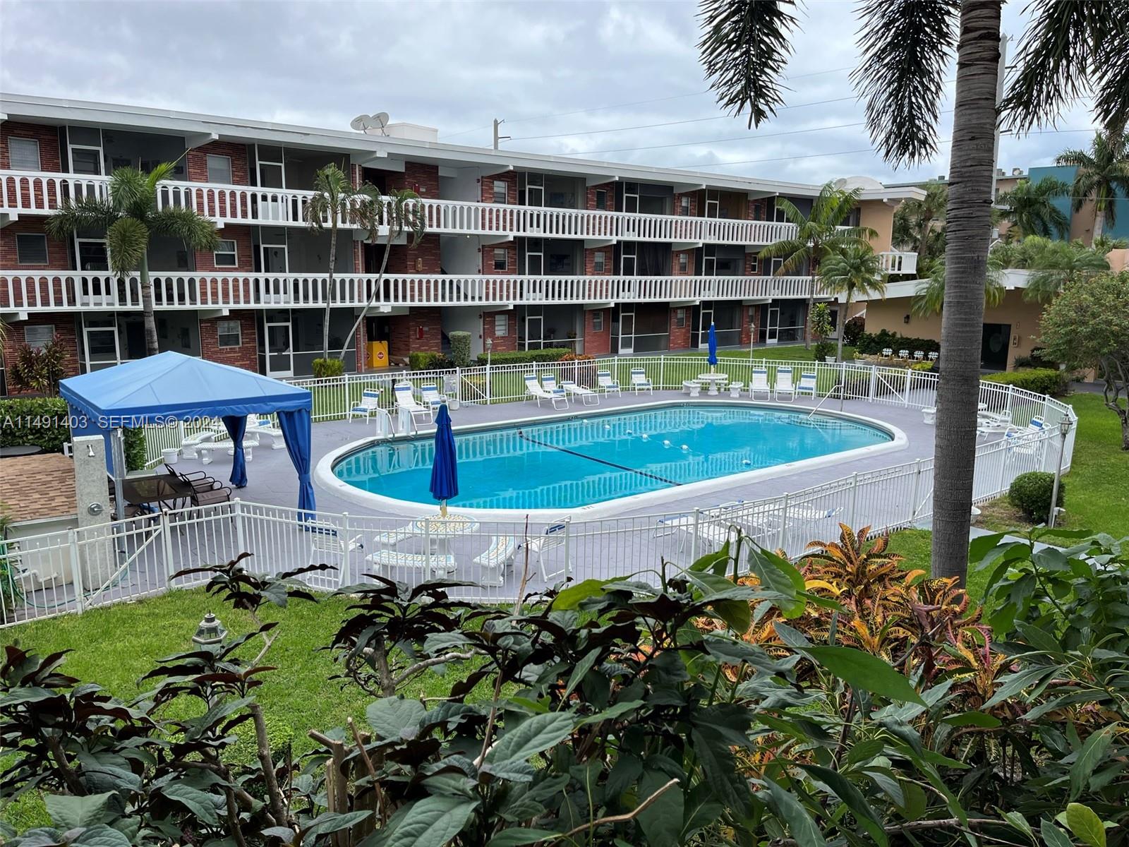 181 NE 14th Avenue 22B, Hallandale Beach, FL 33009, Hallandale Beach