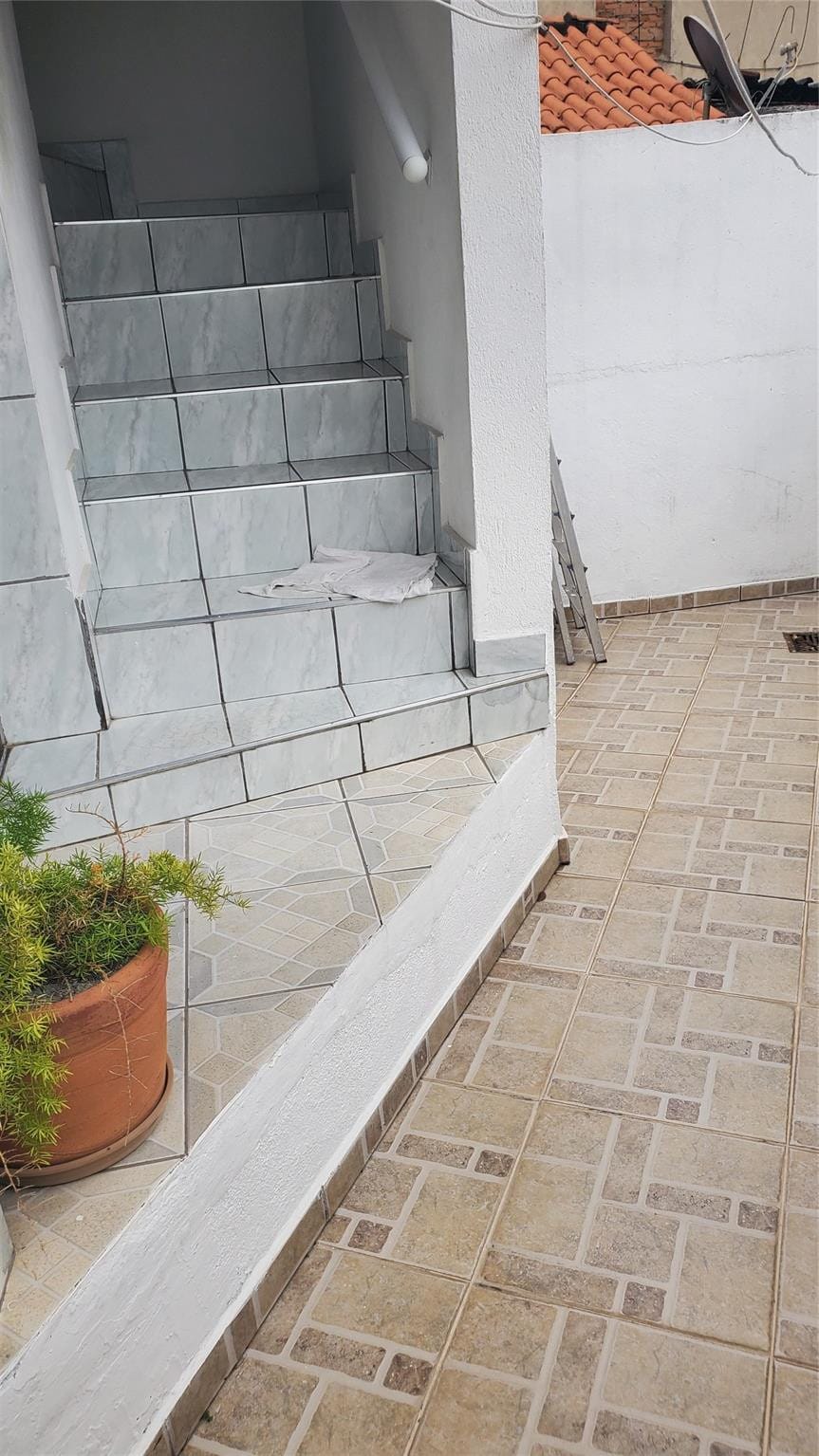 665 N Mussumes photo 22