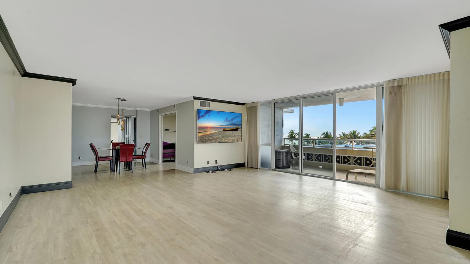 545 S Fort Lauderdale Beach Boulevard 403 — photo 4