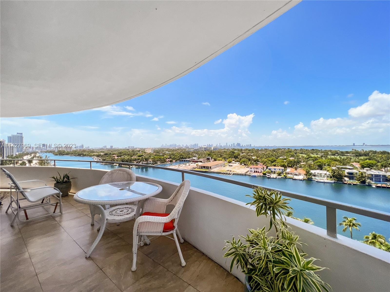 5151 Collins Avenue 1523 — photo 3
