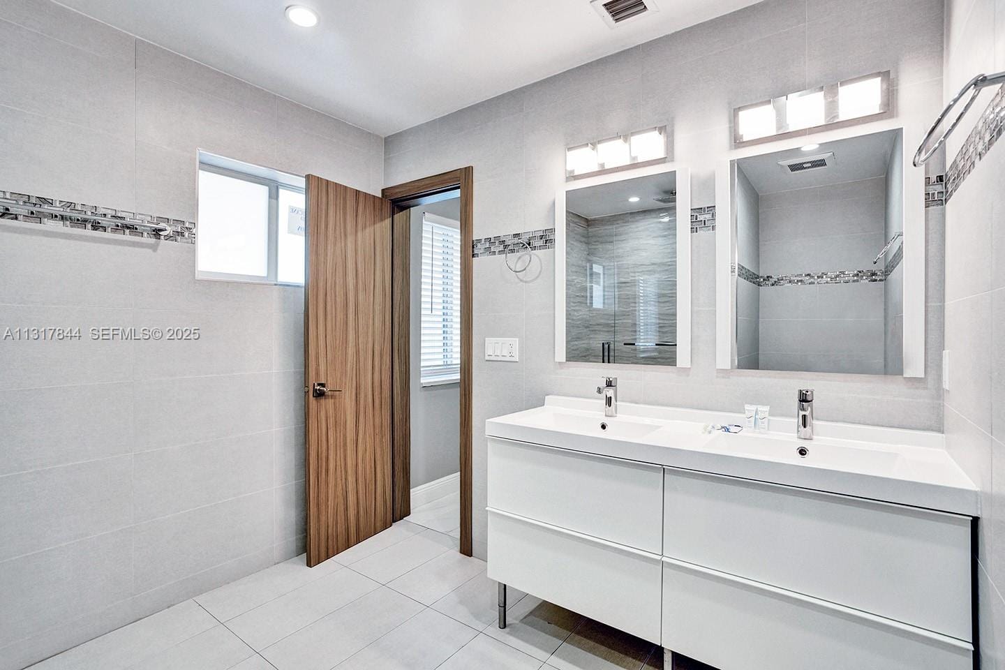 1301 Rodman Street, Hollywood, FL 33019 photo 22