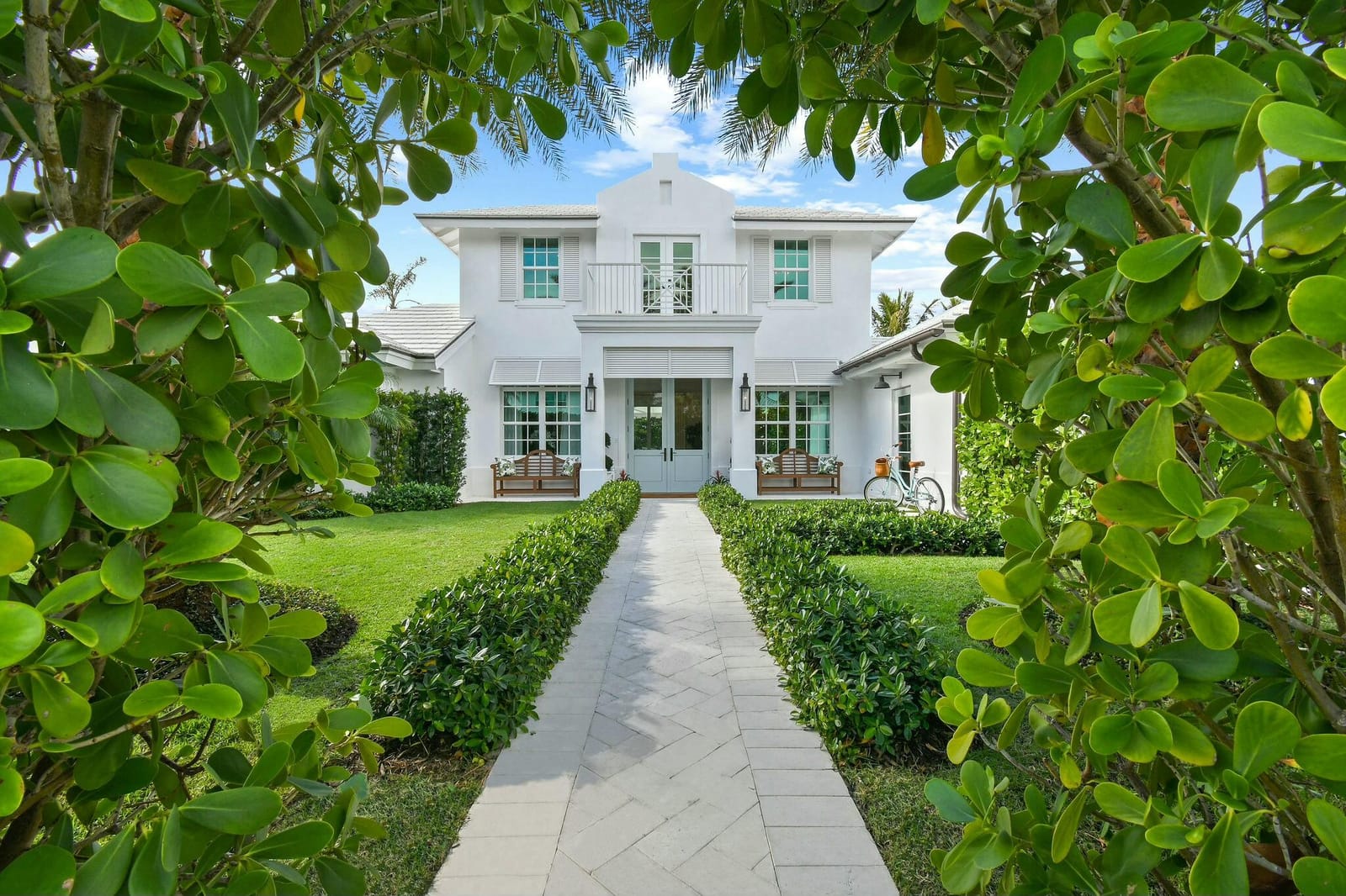 193 Shelter Lane, Jupiter Inlet Colony, FL 33469 photo 1