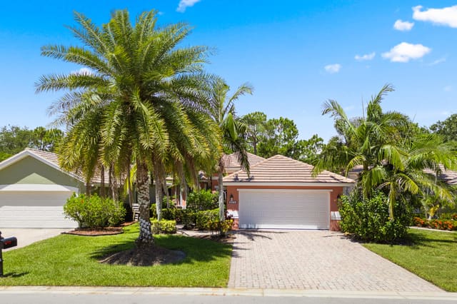 3676 NW Deer Oak Drive, Jensen Beach, FL 34957