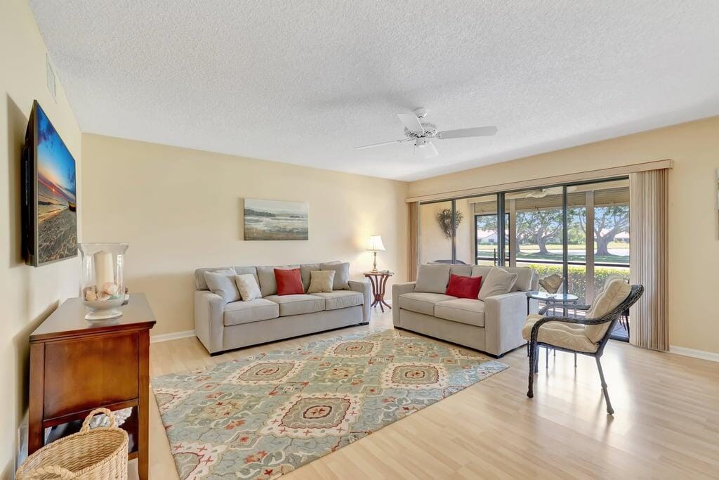 5787 Parkwalk Drive, Boynton Beach, FL 33472 photo 2