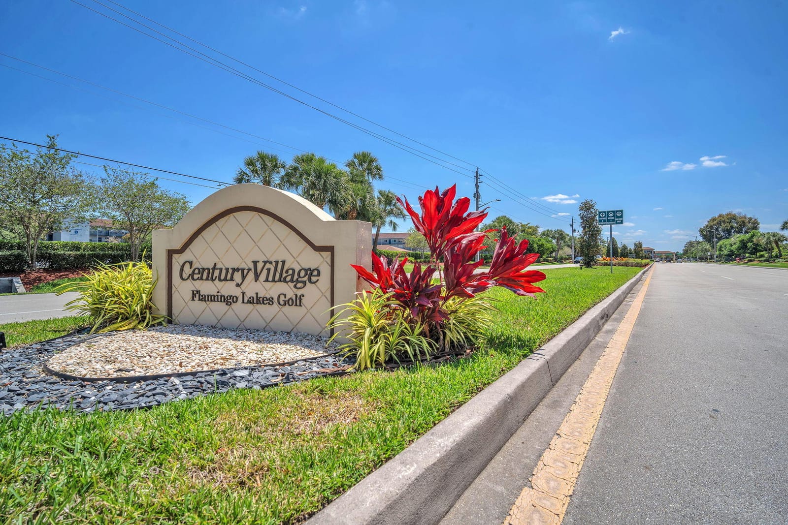 801 SW 133rd Terrace 317k, Pembroke Pines, FL 33027