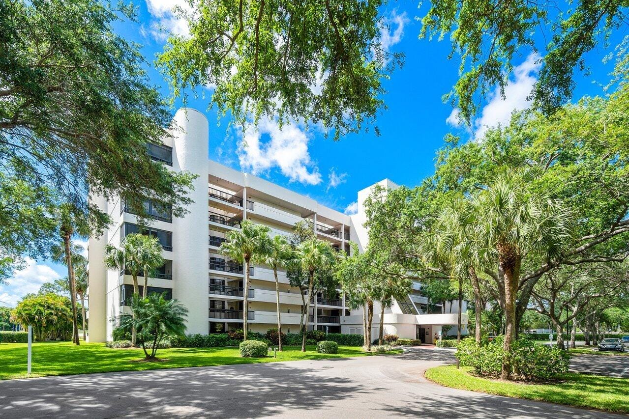 6620 Boca Del Mar Drive 101, Boca Raton, FL 33433