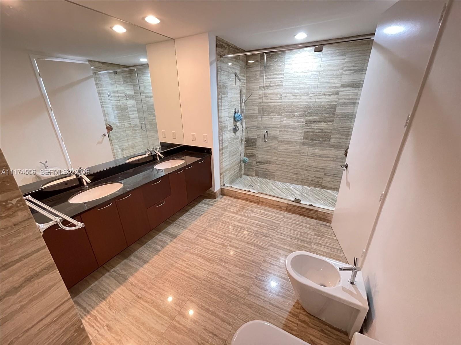 15901 Collins Avenue 3005, Sunny Isles Beach, FL 33160 photo 13