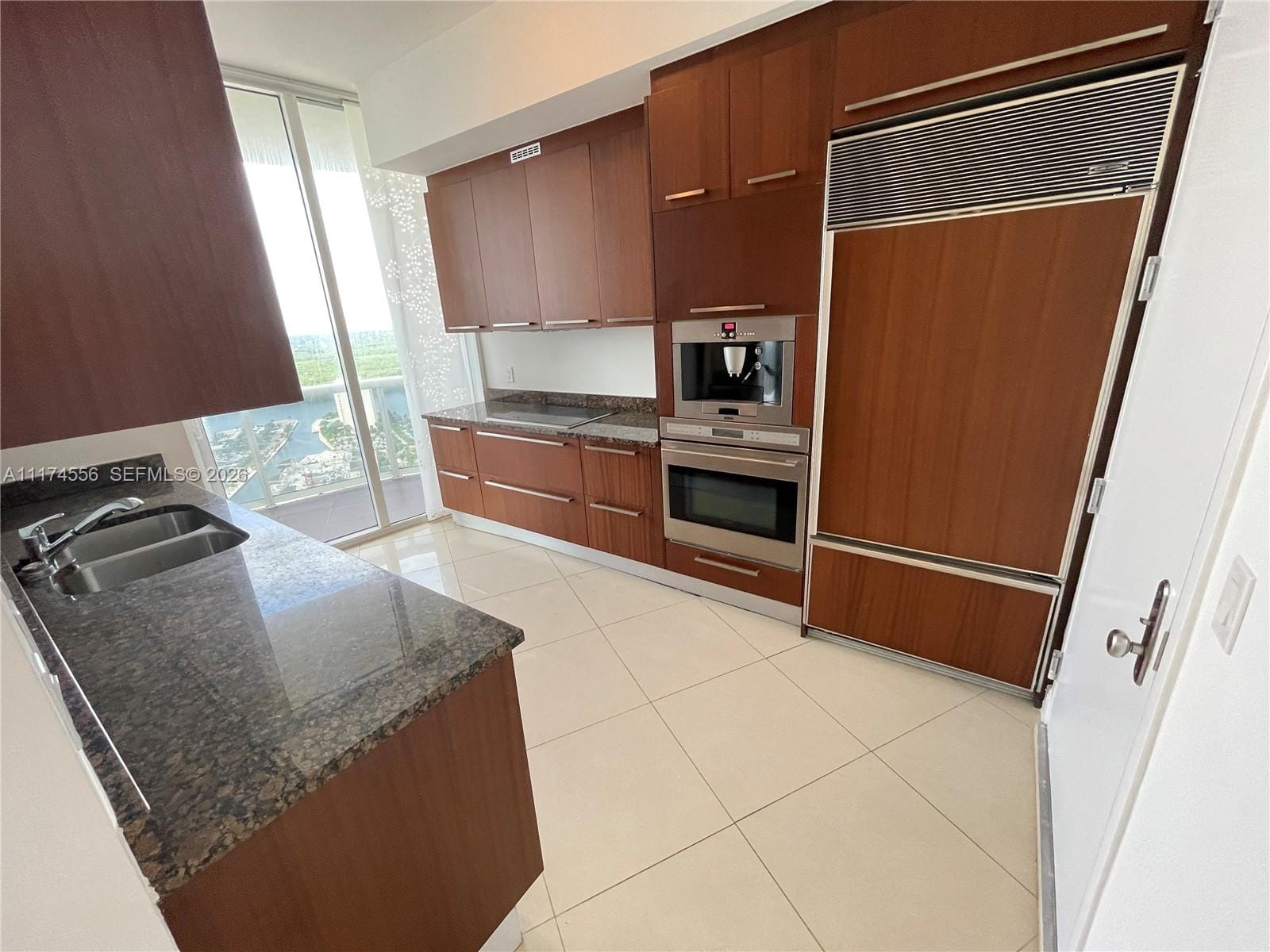 15901 Collins Avenue 3005 — photo 7