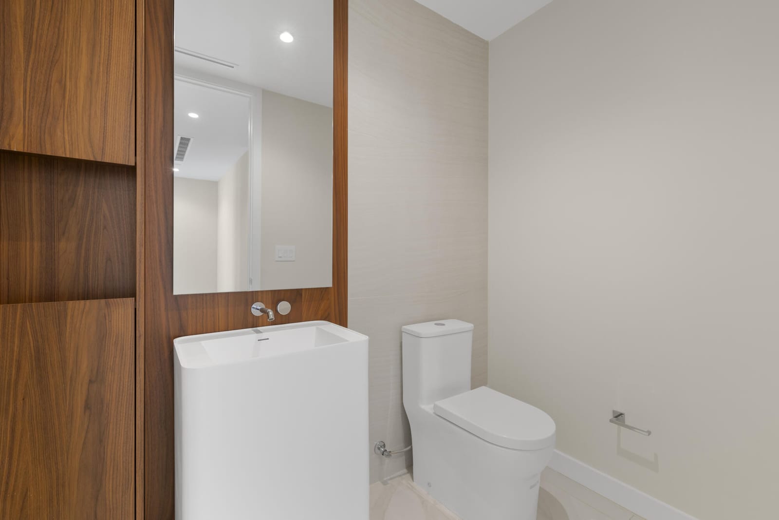 220 SE Mizner Boulevard 610, Boca Raton, FL 33432 photo 17