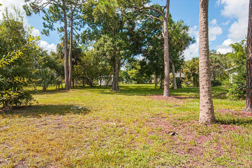 0 Unassigned (Beard Ave), Sebastian, FL 32958 photo 4