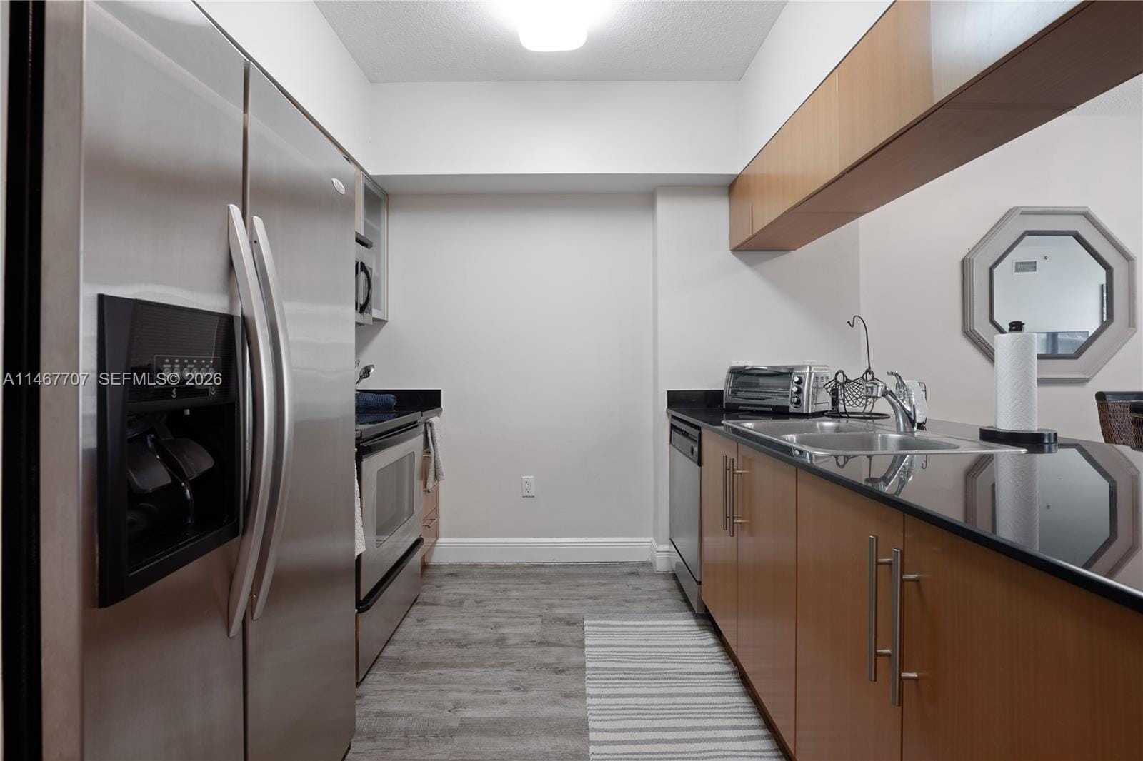 1750 N Bayshore Drive 1405 — photo 7