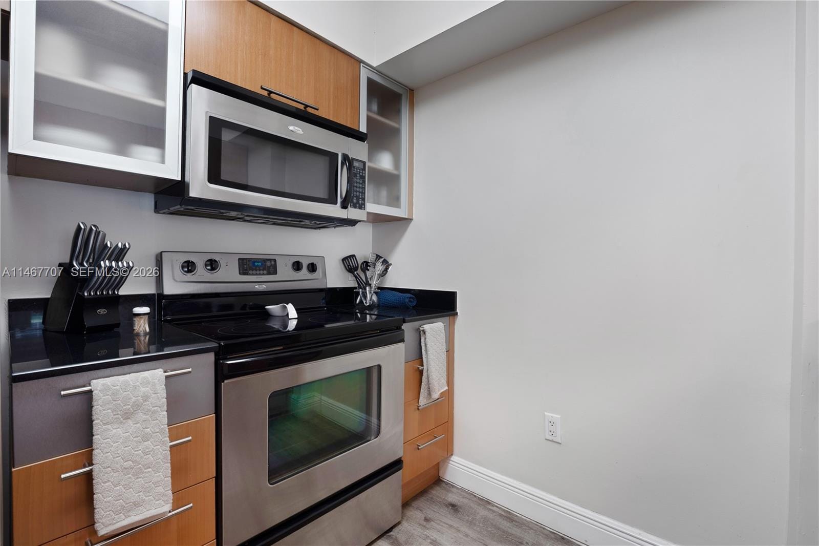 1750 N Bayshore Drive 1405 — photo 10