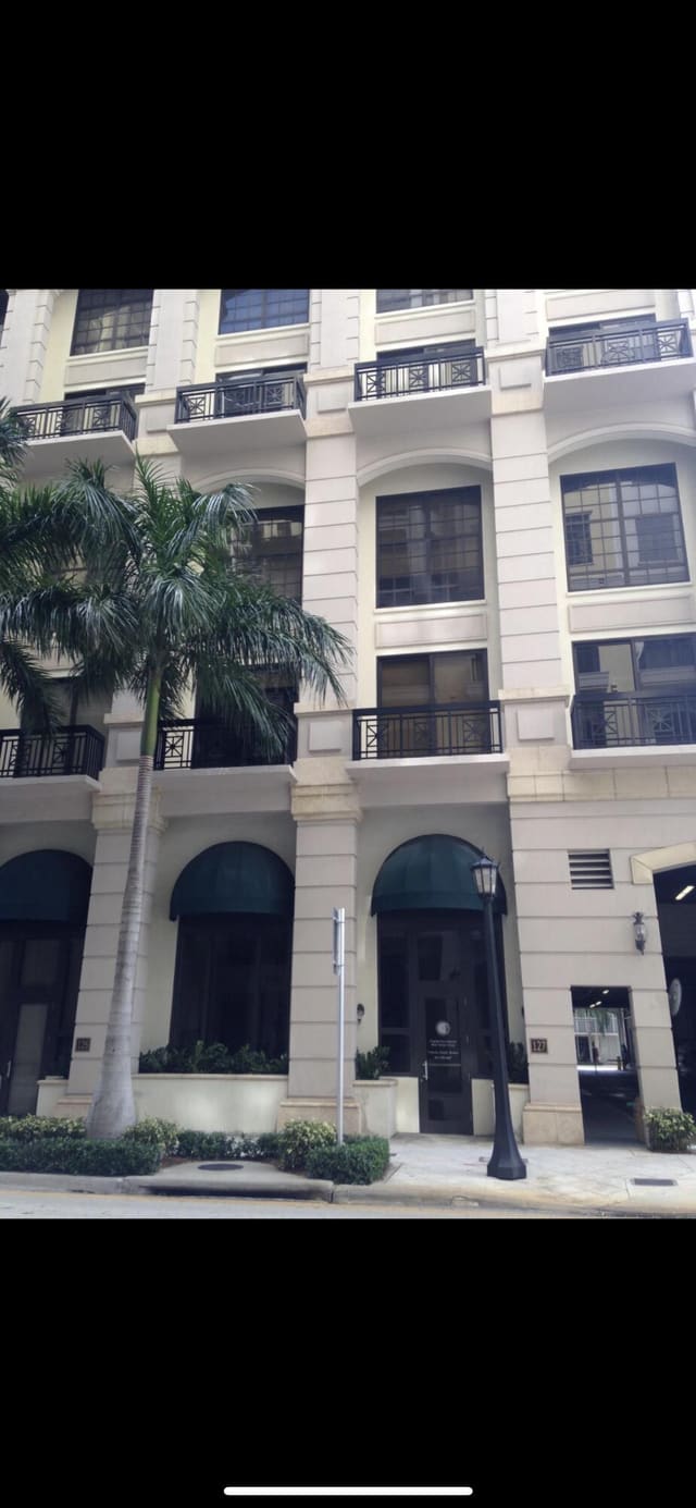 801 S Olive Avenue 127, West Palm Beach, FL 33401
