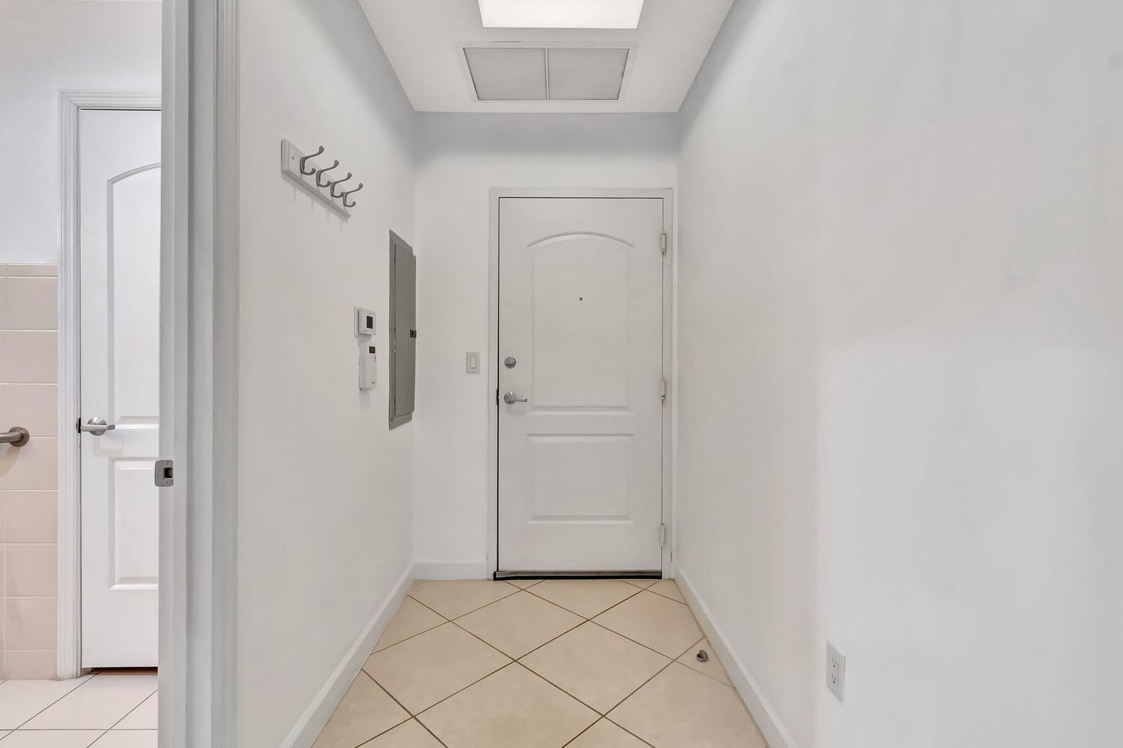 801 S Olive Avenue 127, West Palm Beach, FL 33401 photo 2