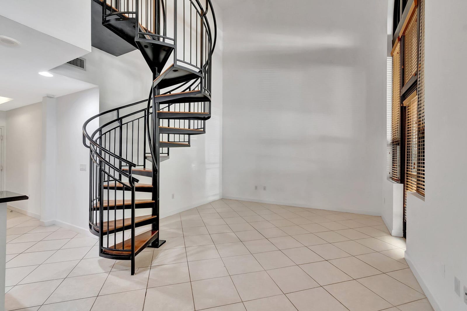 801 S Olive Avenue 127, West Palm Beach, FL 33401 photo 11