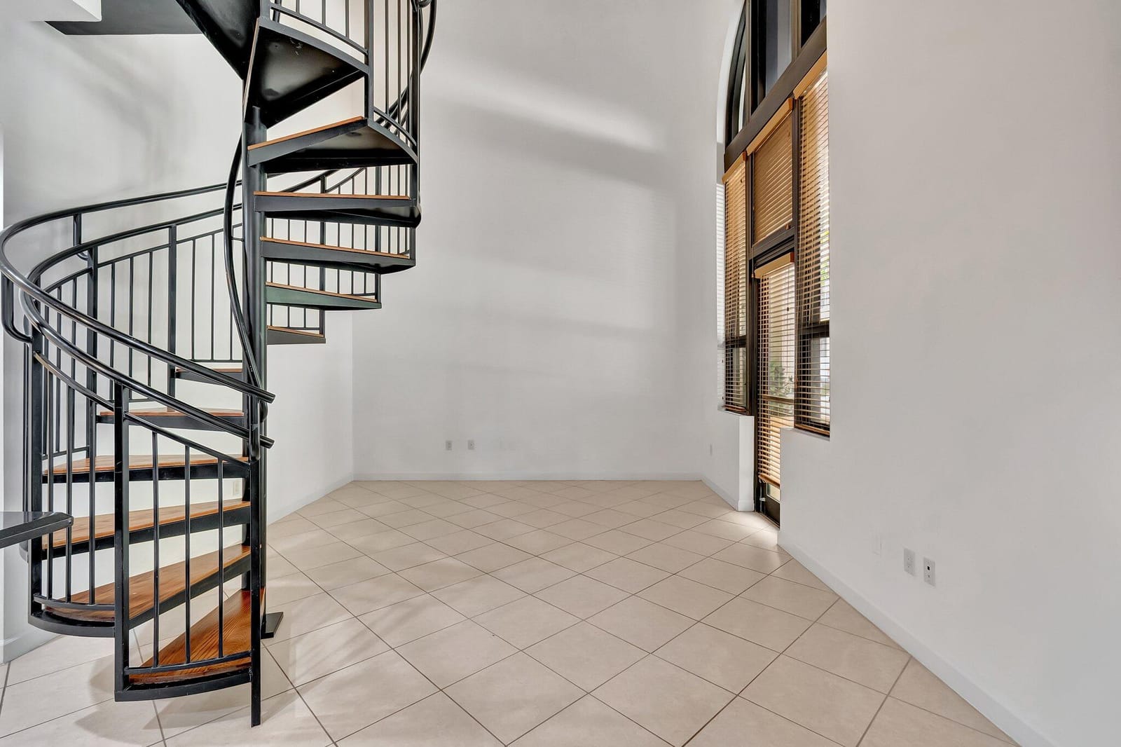 801 S Olive Avenue 127, West Palm Beach, FL 33401 photo 12