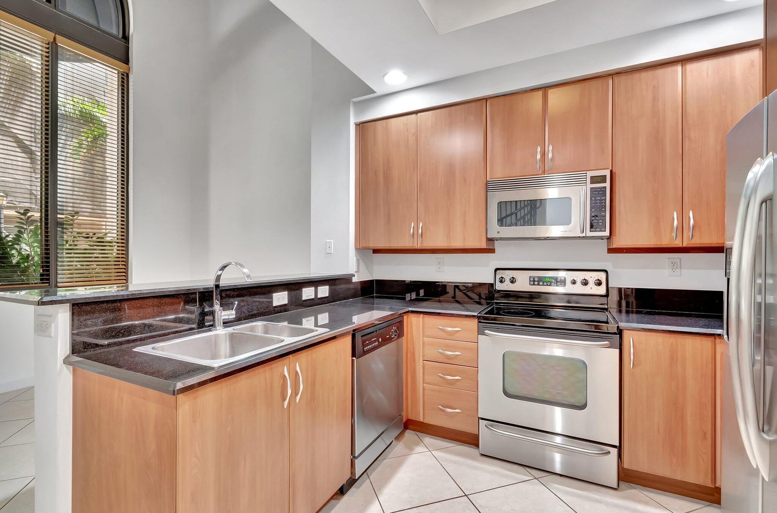 801 S Olive Avenue 127, West Palm Beach, FL 33401 photo 6