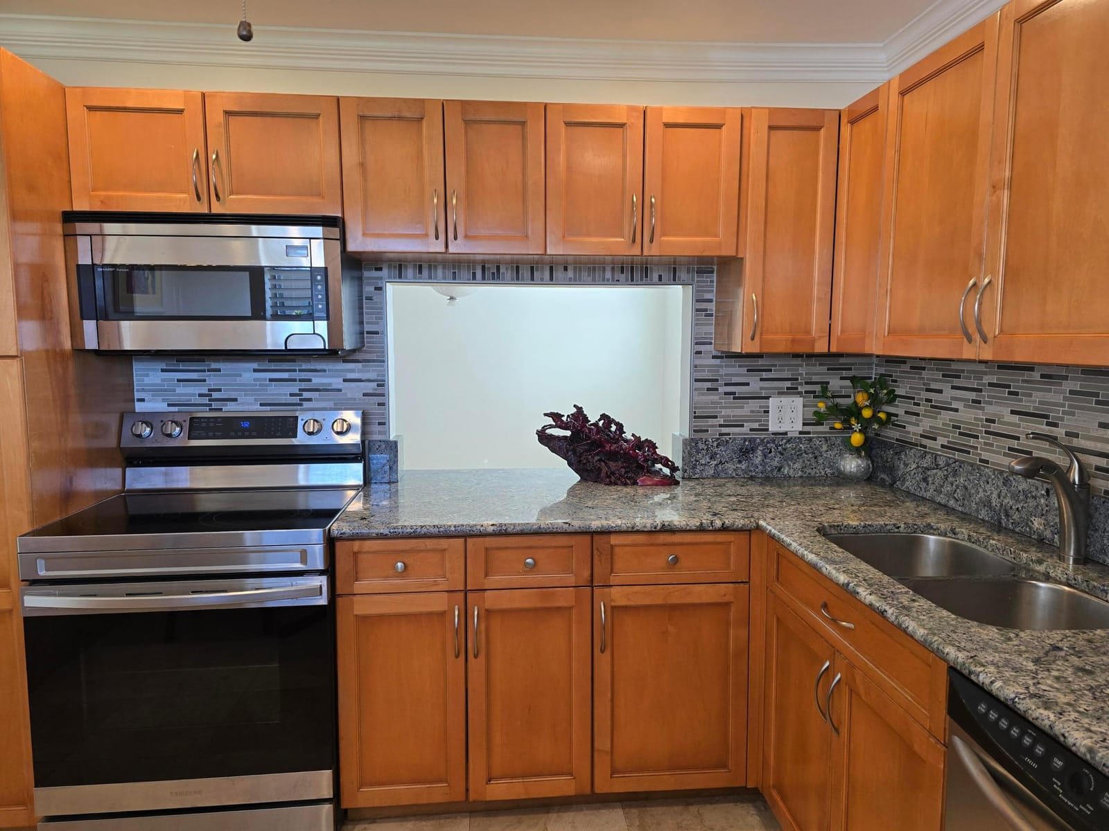 121 Lake Gloria Drive — photo 8