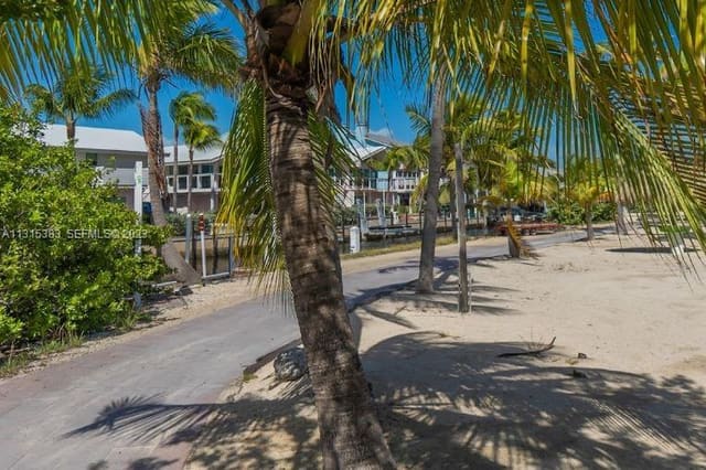 1530 Ocean Bay Drive 208, Key Largo, FL 33037