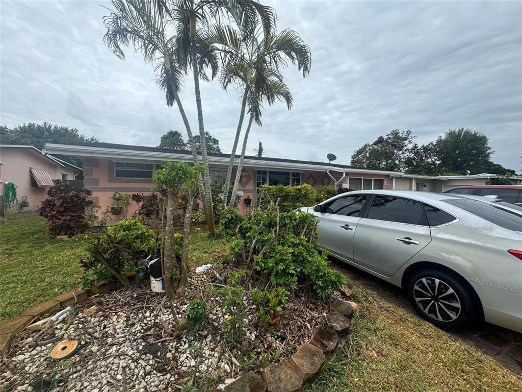6600 NW 25th Court, Sunrise, FL 33313