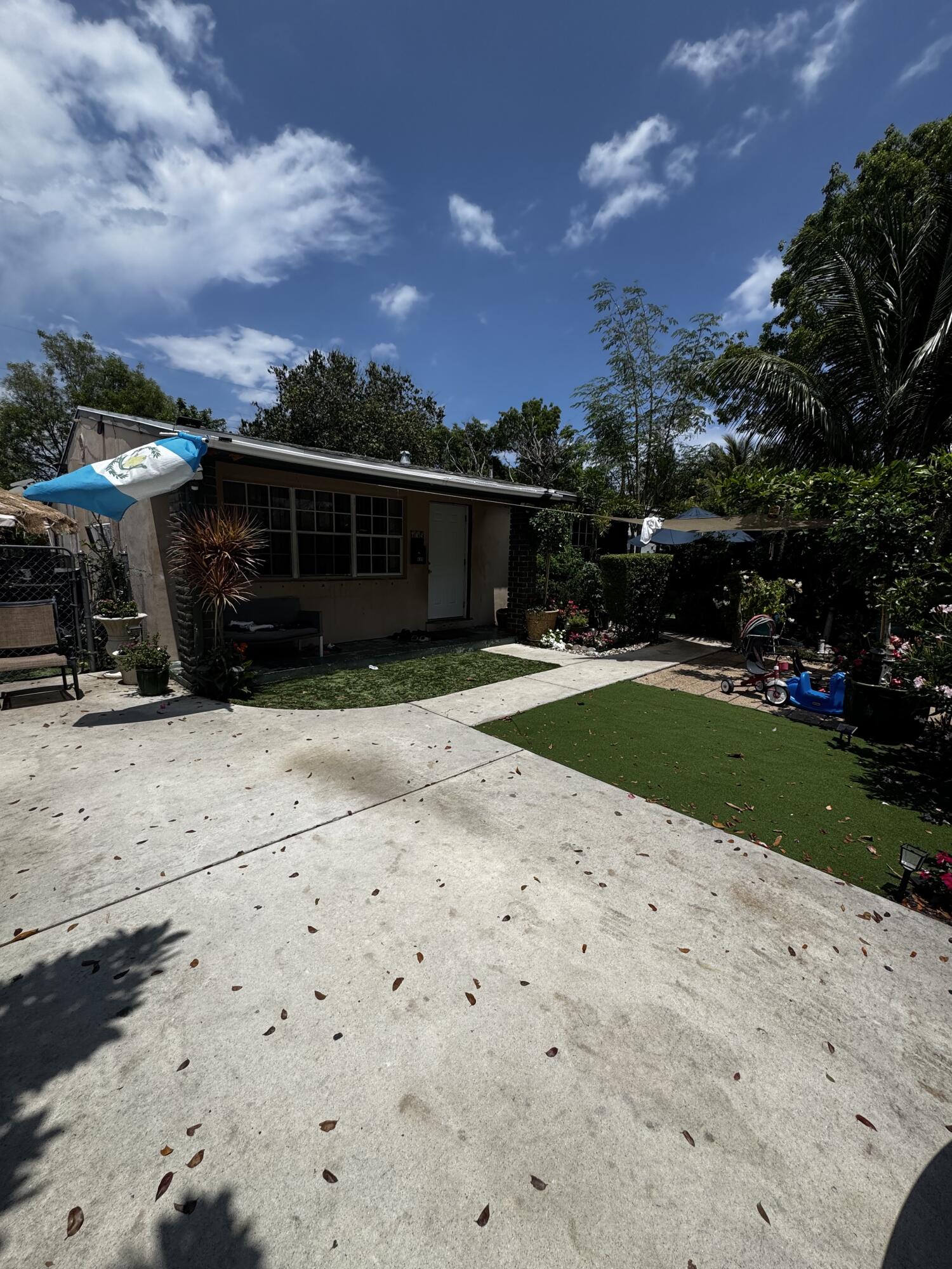 635 48th Street, West Palm Beach, FL 33407, West Palm Beach