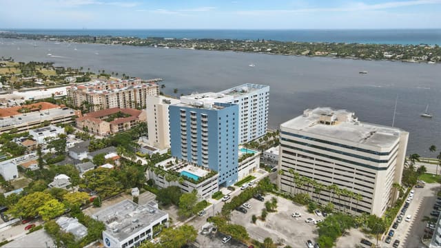 1551 N Flagler Drive 1403, West Palm Beach, FL 33401