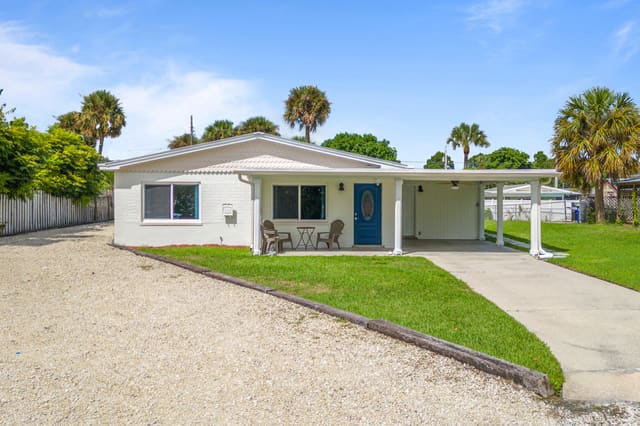 1593 NE Orion Street, sold in Jensen Highlands, Jensen Beach, FL