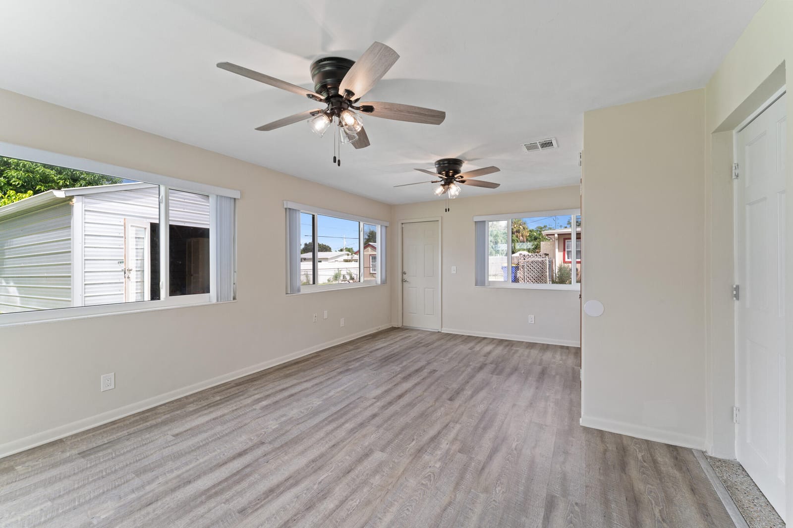 1593 NE Orion Street — photo 11