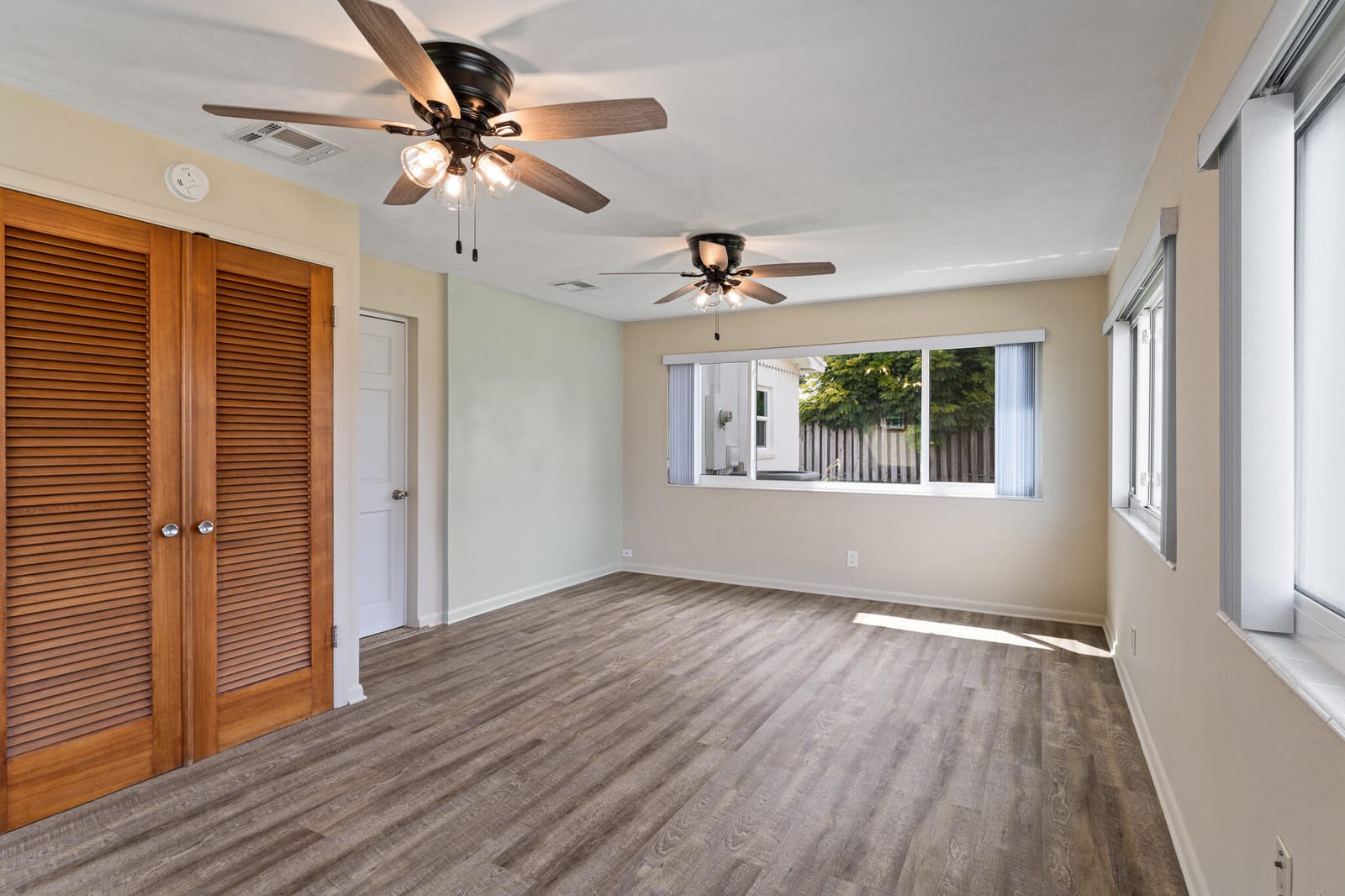 1593 NE Orion Street — photo 10