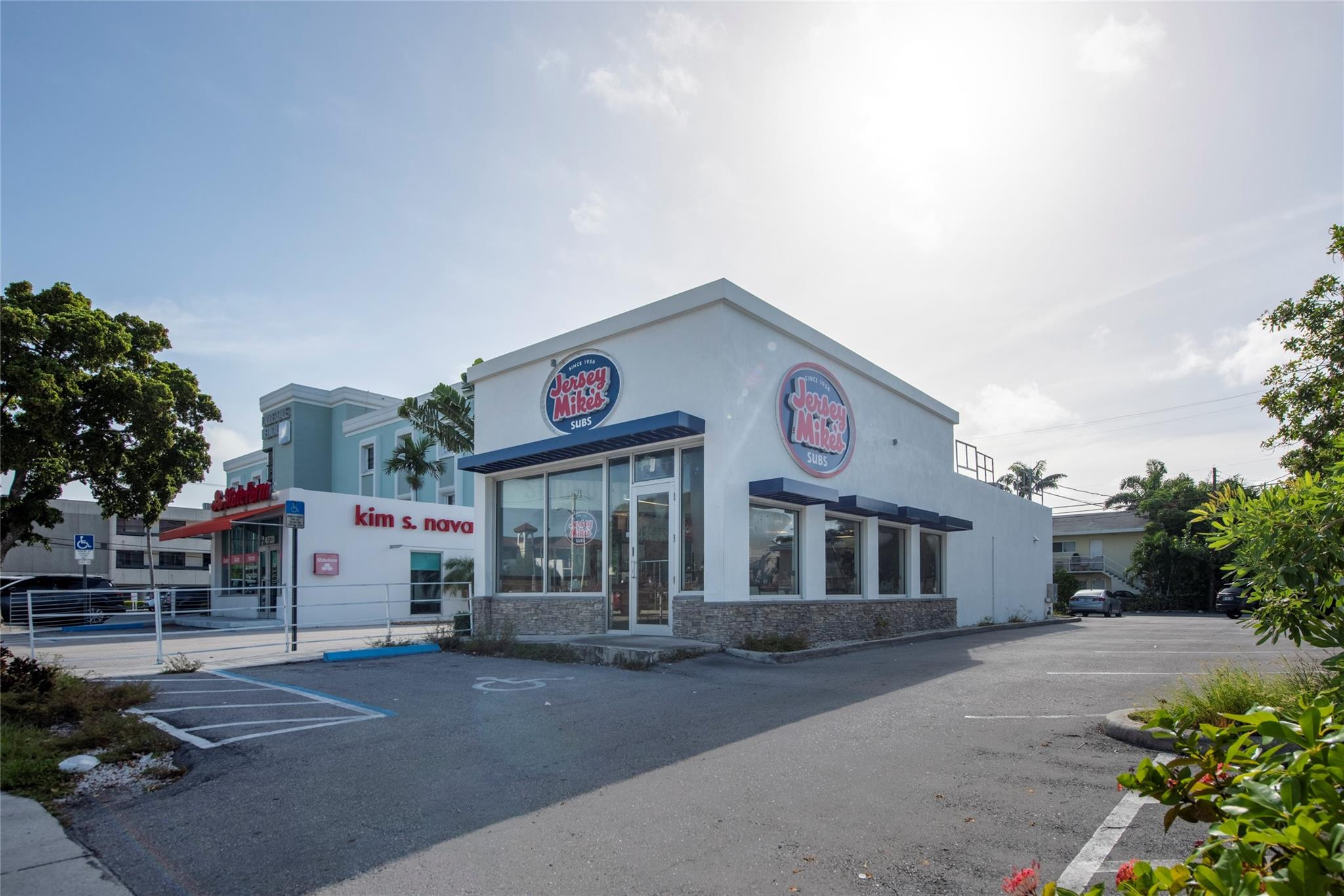 4700 N Federal Highway