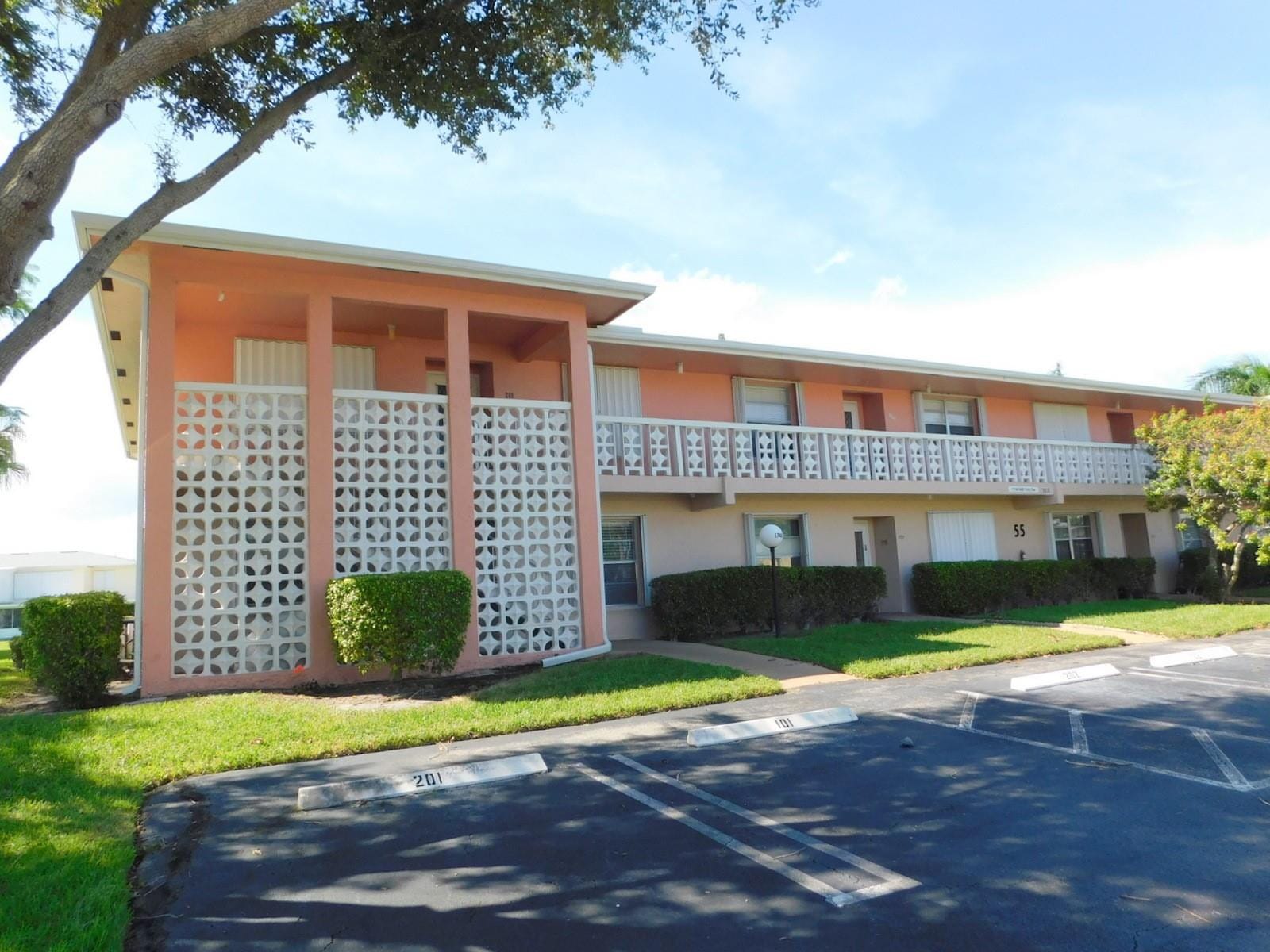 1740 NW 19th Terrace 201, Delray Beach, FL 33445