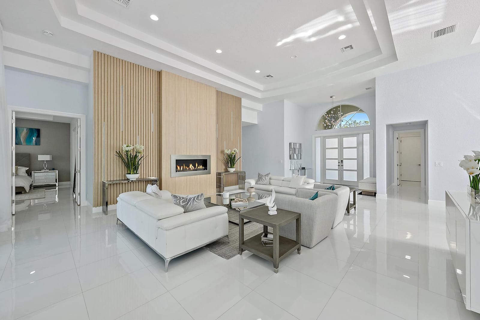 8988 Lakes Boulevard — photo 12