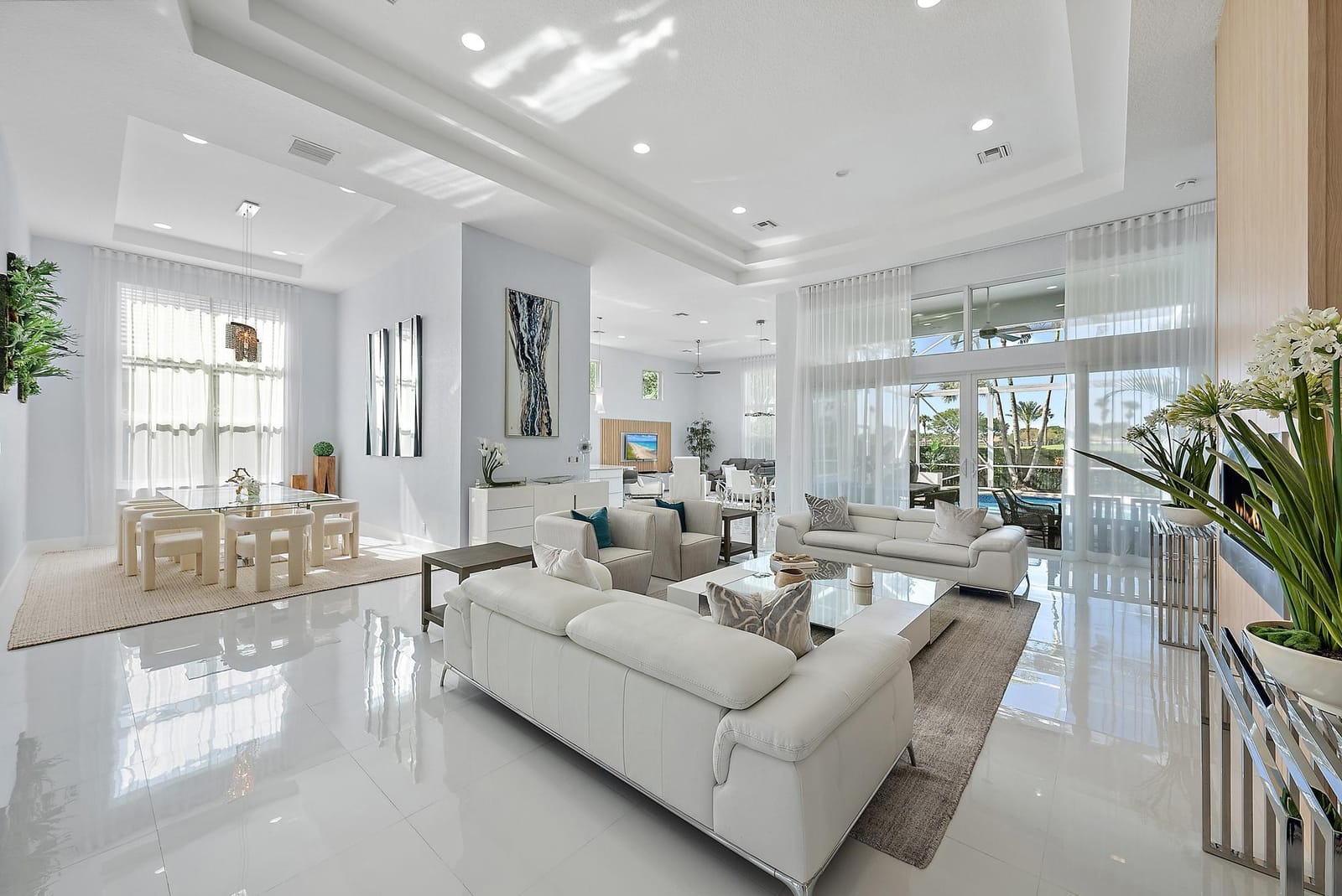 8988 Lakes Boulevard, West Palm Beach, FL 33412 photo 14