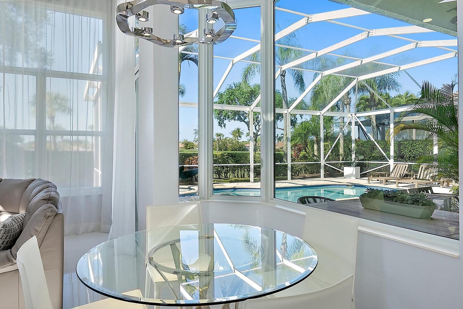 8988 Lakes Boulevard, West Palm Beach, FL 33412 photo 23
