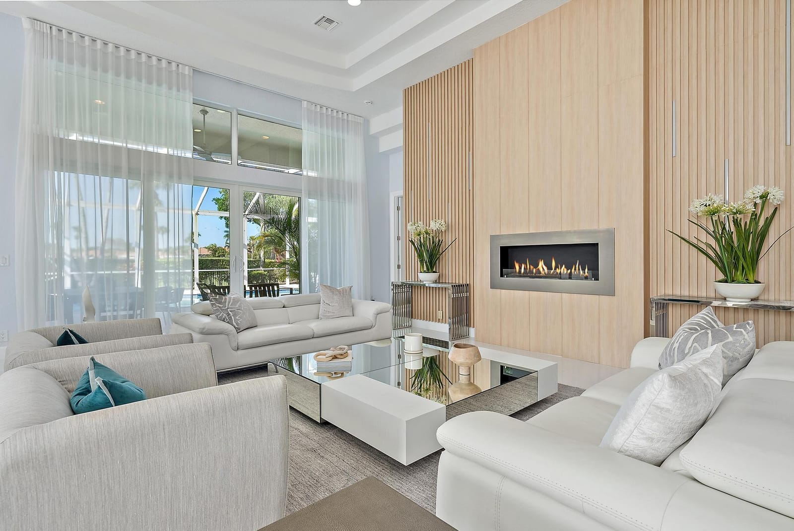 8988 Lakes Boulevard — photo 10