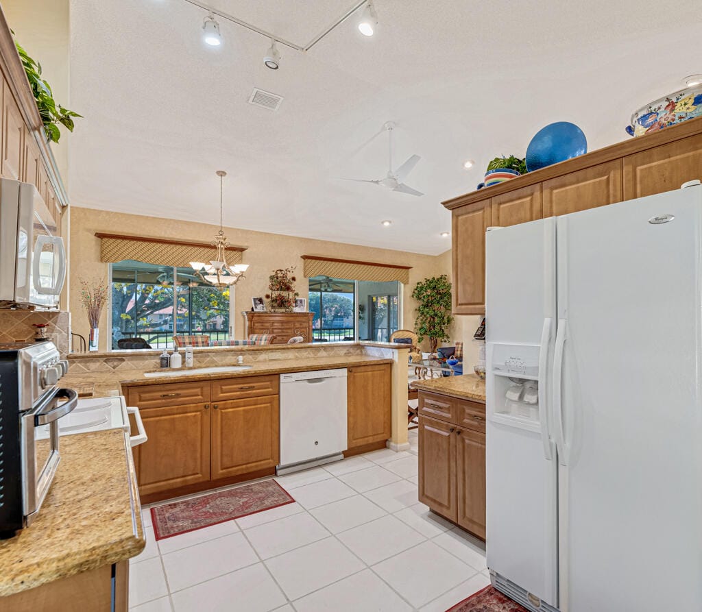 9805 Shadybrook 201 Drive 201, Boynton Beach, FL 33437 photo 25