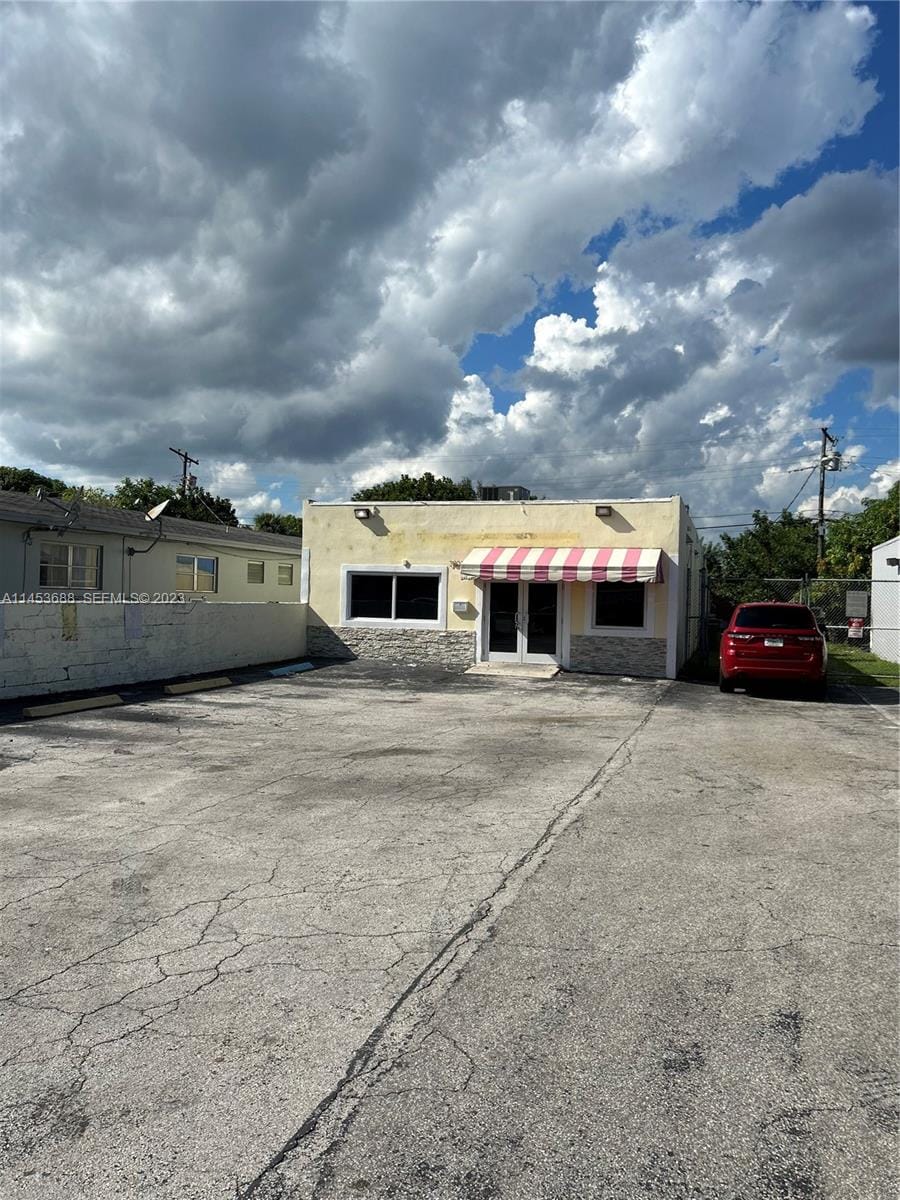 7801 Johnson Street — photo 6