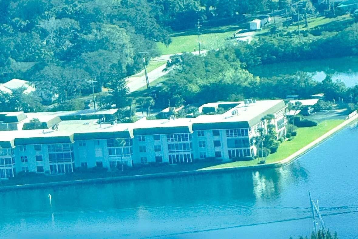200 Greytwig Road 213, Vero Beach, FL 32963, Vero Beach