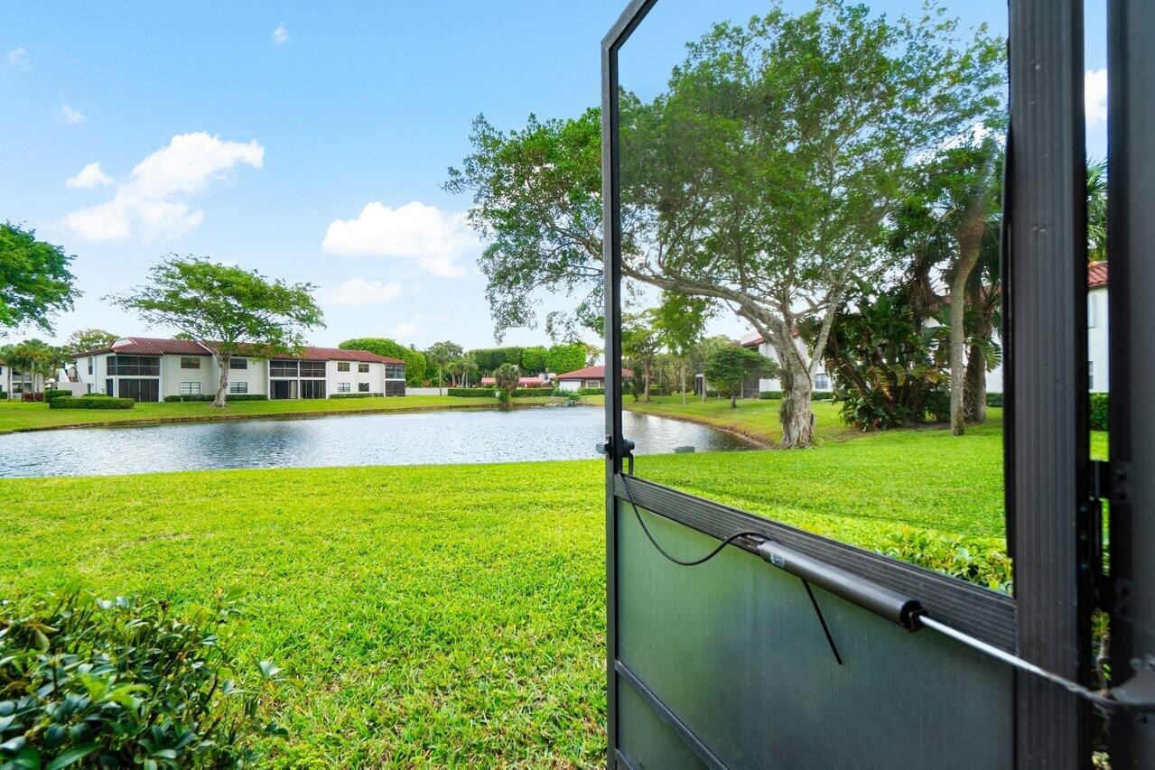 9232 Pecky Cypress Lane 2-E, Boca Raton, FL 33428 photo 24